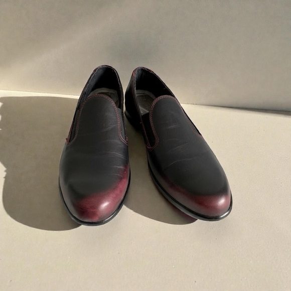 Naot Loafers Black/Burgundy Leather NWOT SZ:EU38 L7 - Picture 10 of 10